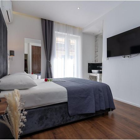 Antares Luxury Rooms 1 Сплит Екстериор снимка