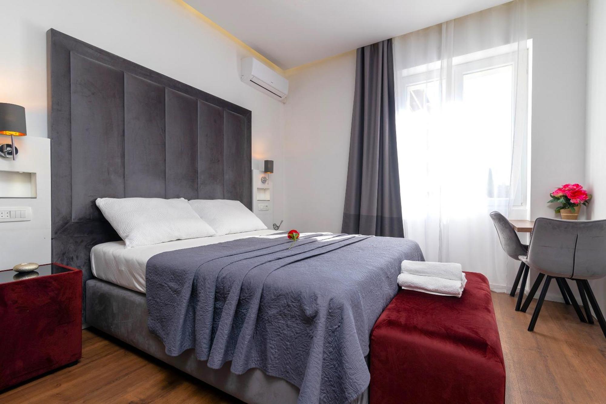 Antares Luxury Rooms 1 Сплит Екстериор снимка